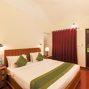 [Sanitized] Deluxe Double Room